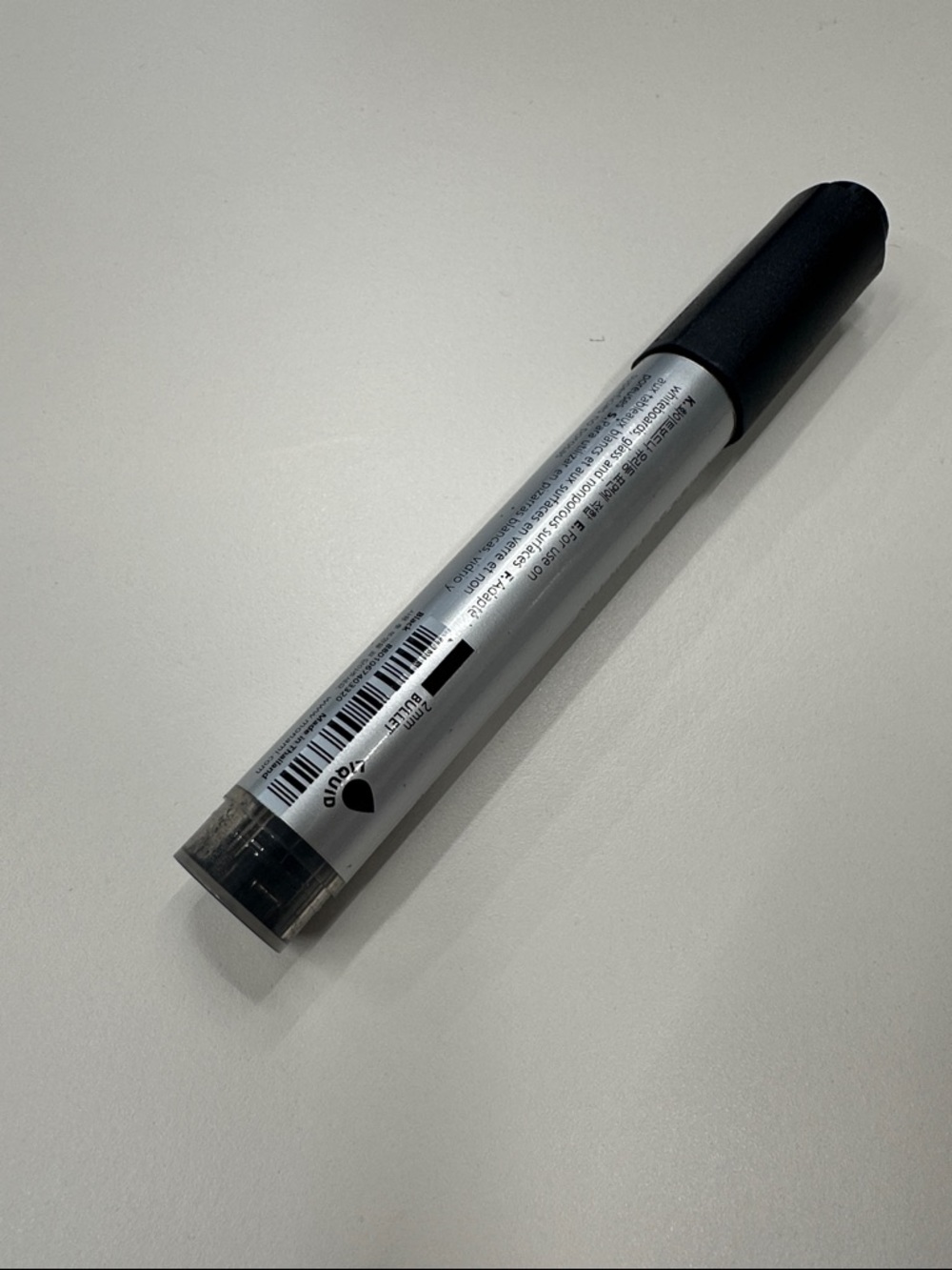 Black and Silver Marker